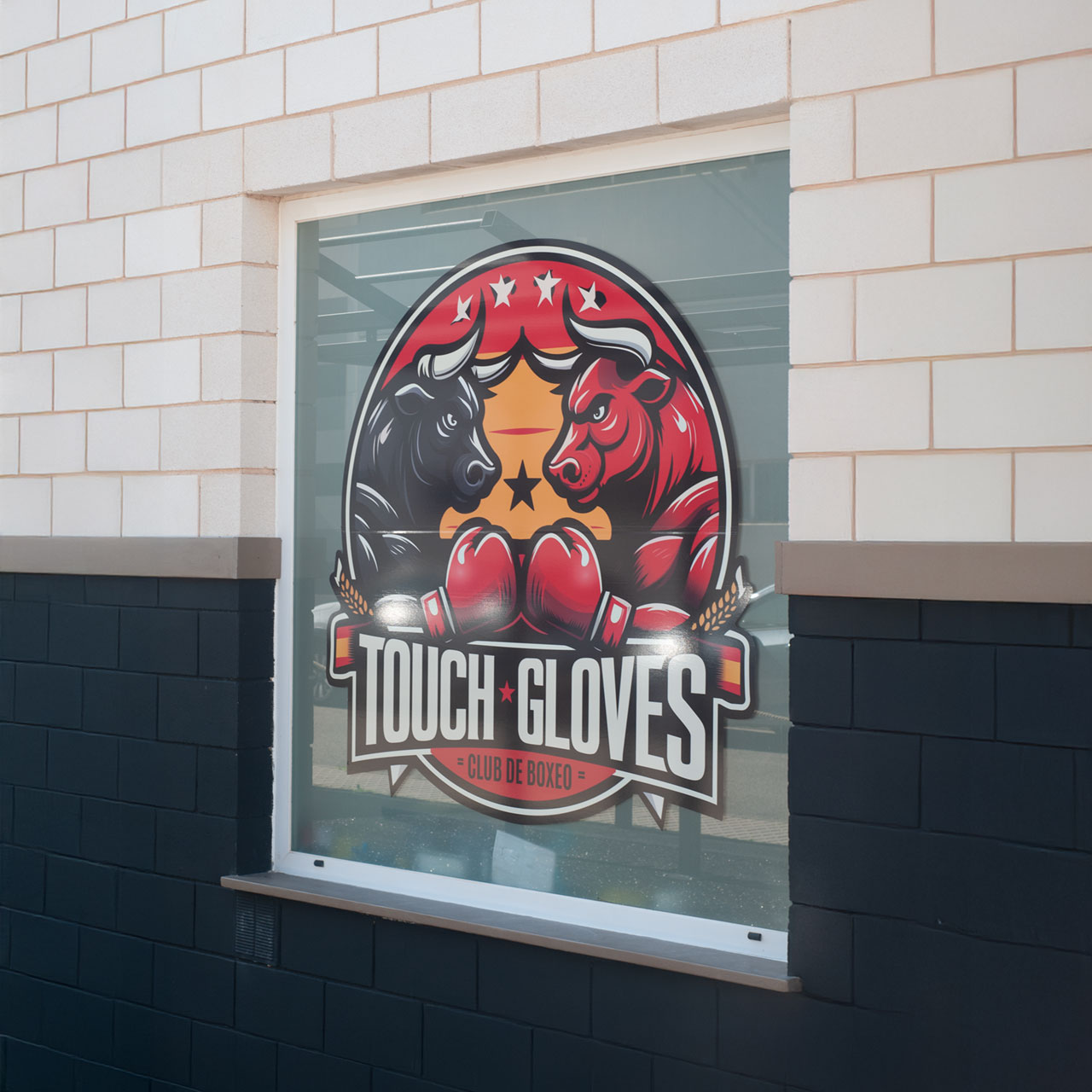 touch-gloves-window